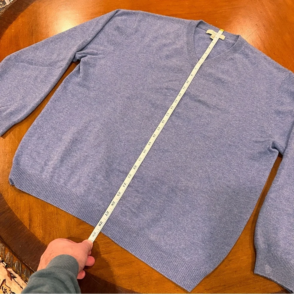 Turnbury Men’s 100% Cashmere‎ V-Neck Pullover Sweater Light Blue Large Soft